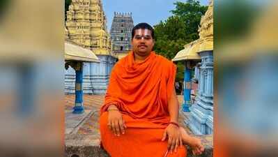 Priest found hanging on temple premises in Chatra