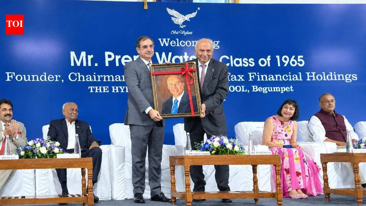 Prem Watsa, a distinguished speaker, addressing a group of students, discussing the positive future impact of artificial intelligence.