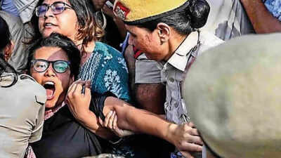 SIR protest: 150 detained near Jantar Mantar on 2nd day