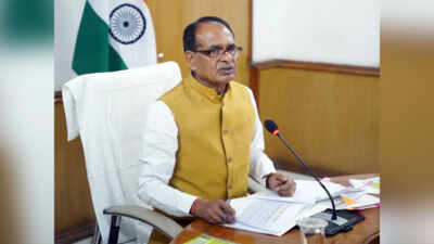 ‘Crushing democracy in their DNA’: Shivraj on Congress demanding return to ballot papers