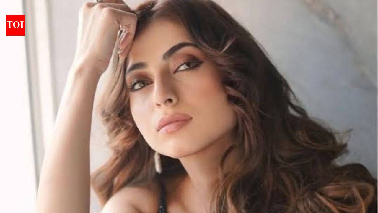 Khatron Ke Khiladi 15: Farrhana Bhatt gets mobbed by fans in Hyderabad, team says ‘safety, dignity and comfort’ should be priority