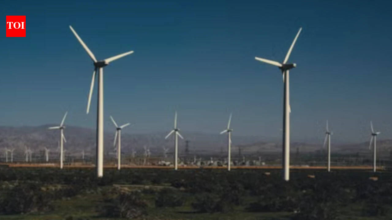 Iowa farmer earns $30,000 from four wind turbines, calls it the '401(k)' he never had