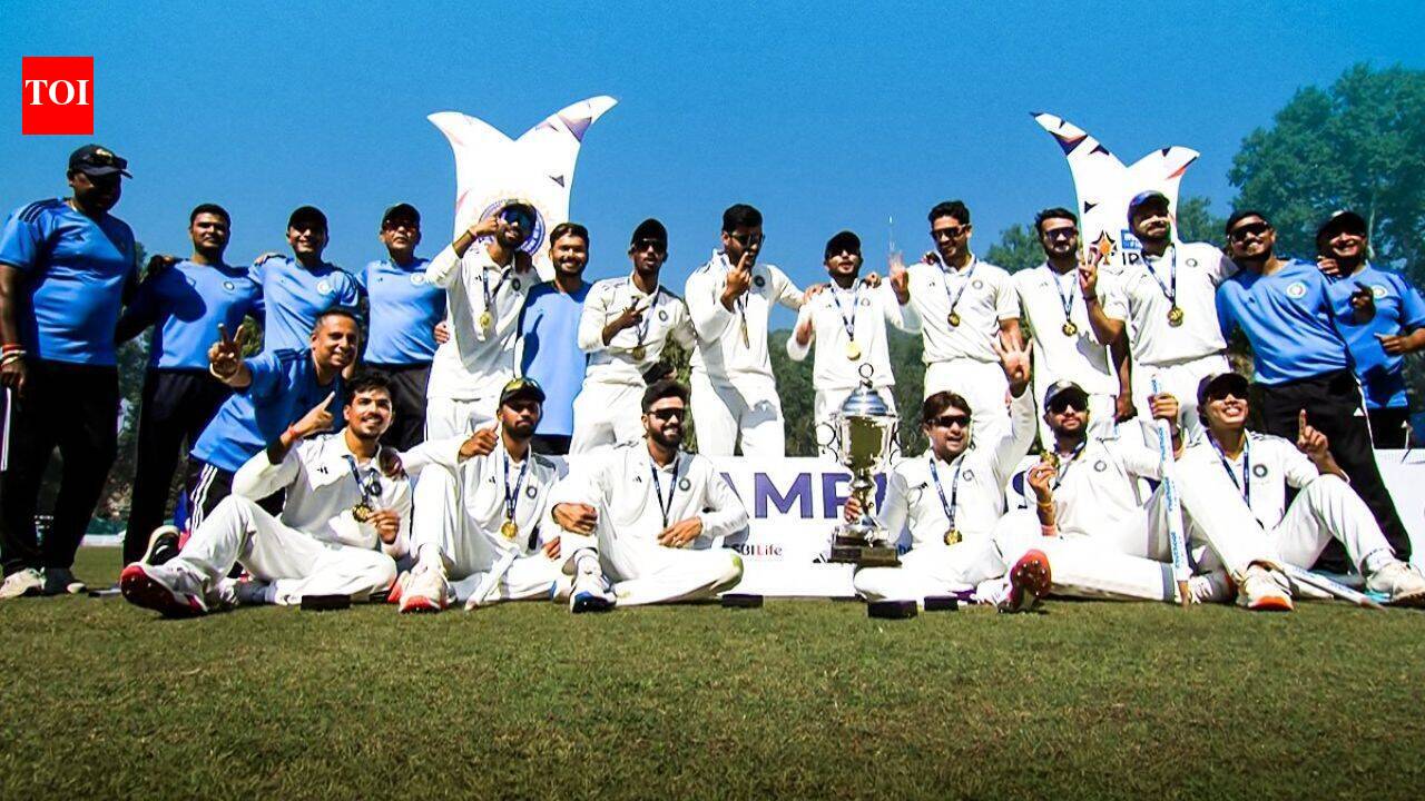 From 89/3 to 111 all out: Mukesh Kumar, Akash Deep trigger J&K collapse as Rest of India win Irani Cup