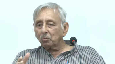 India can launch surgical strikes on Pakistan, but can't hold talks: Mani Shankar Aiyar