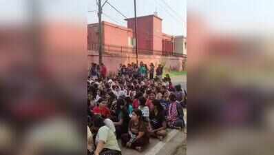 Worms in food trigger protest at Ravenshaw girls’ hostel
