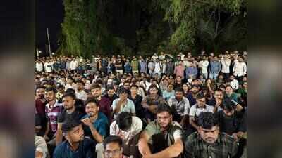 MPSC protest widens as students’ groups split over exam pattern, Pawar urges CM to initiate dialogue