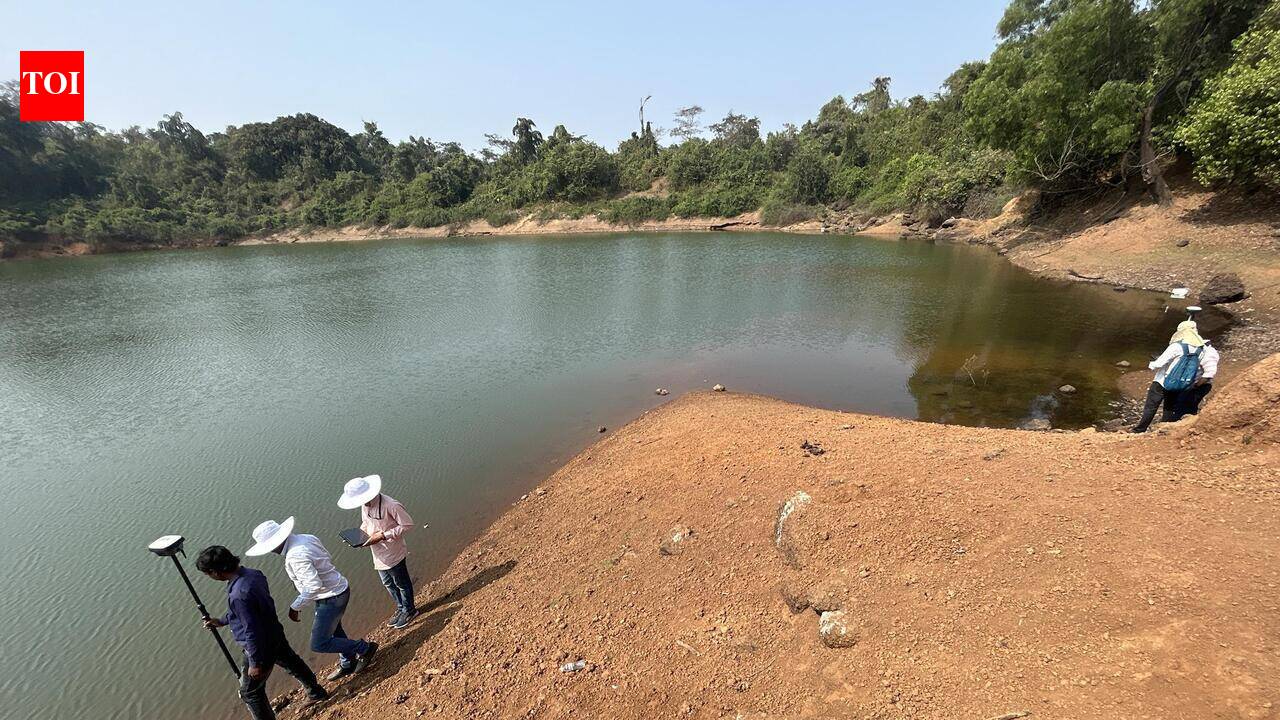 Activist, locals accuse BJP of blocking Toyyar lake access