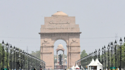 Sign of things to come? Delhi records worst AQI of season