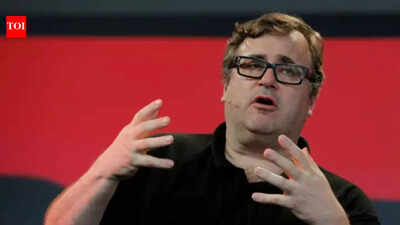 LinkedIn cofounder Reid Hoffman wants Americans to stop 'hating' datacentres; calls them the only reason US is not in a recession