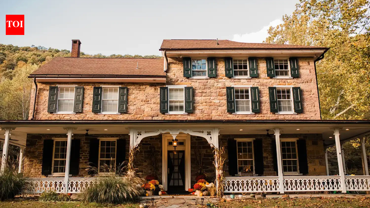 Pennsylvania couple accidentally bought an 1830s house for $460,000; 5 years and $300,000 later, it is 85% complete
