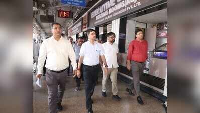 ECR GM inspects passenger amenities at Patna Junction ahead of festive rush