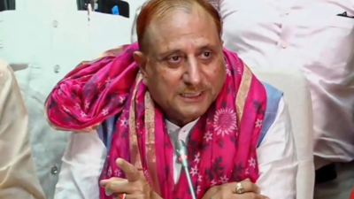 Delhi mayor calls MCD mid-day meal kitchens ‘five-star’; opposition says ‘deplorable’