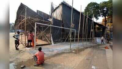 Rain-guard action shifts to pandals across city