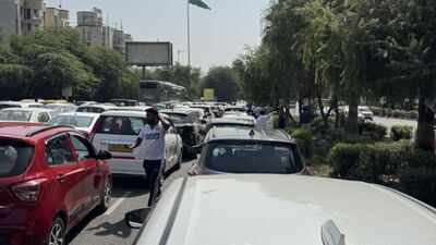 Delhi-NCR traffic: INDIA bloc march, VIP movements trigger diversions, jams; CP, AIIMS, Old Delhi, Mayur Vihar among most affected areas