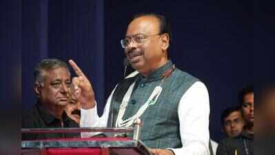 Bawankule directs registration dept to clear 2,316 refund cases in 3-day drive
