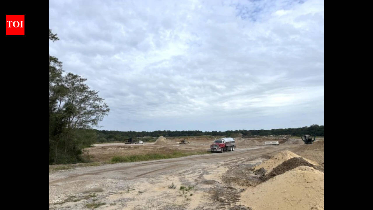 East Hampton Land Purchase: town eyes $36.3m Wainscott mine buy; most acres set as open space