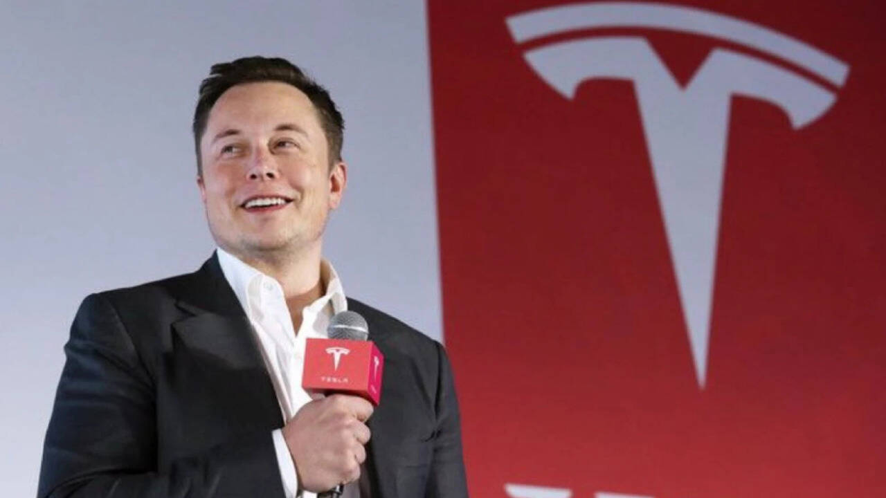 Elon Musk becomes a trillionaire again: What did he study and how did ...