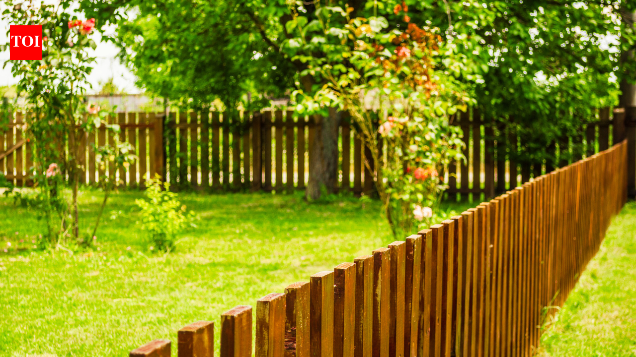 Floyd V. Bowlin-Lemon: Arkansas court upholds fence boundary; $12,000 treble damages stand