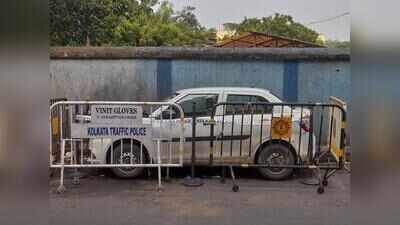 Legs tied, blood stains on face: Man found dead in locked cab