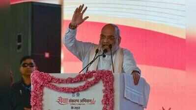 Modi’s public office recordshows talent & ability totake people along: Shah