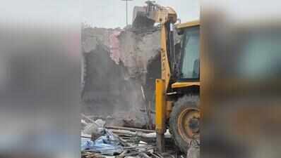 80 illegal structures flattened in Manimajra demolition drive