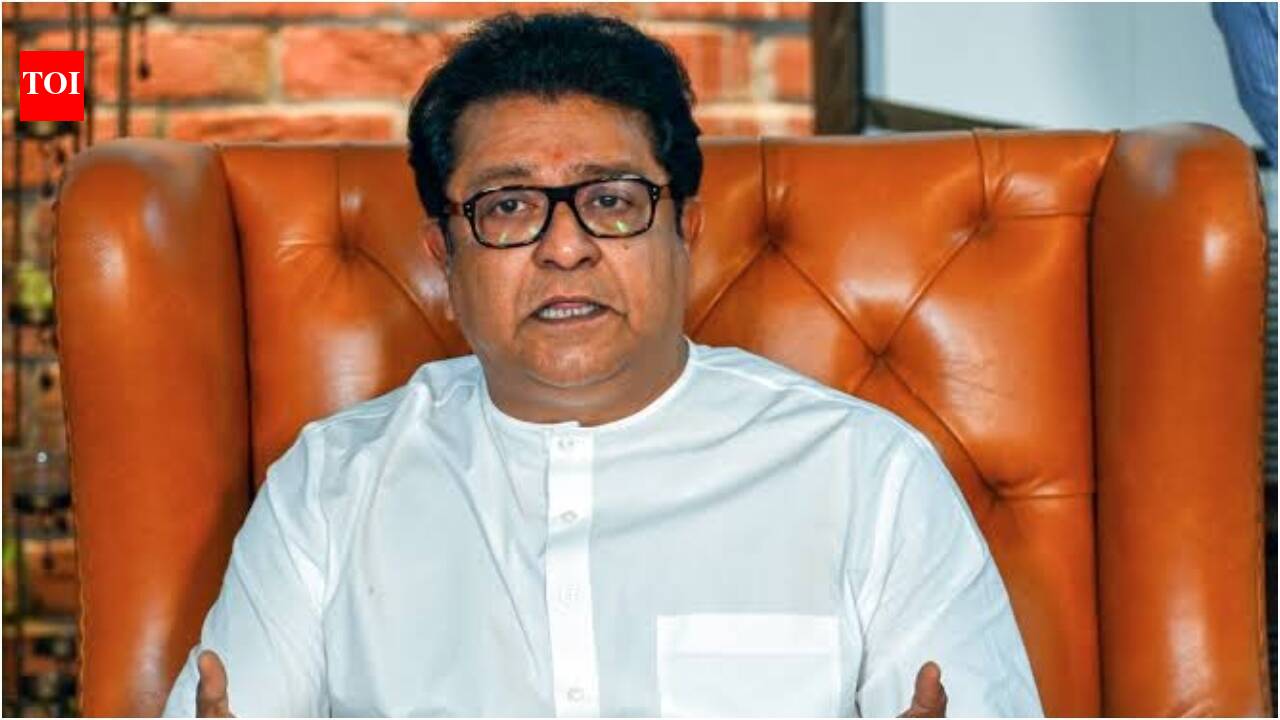 Raj's tribute to Nana: MNS chief hails him as voice of common man