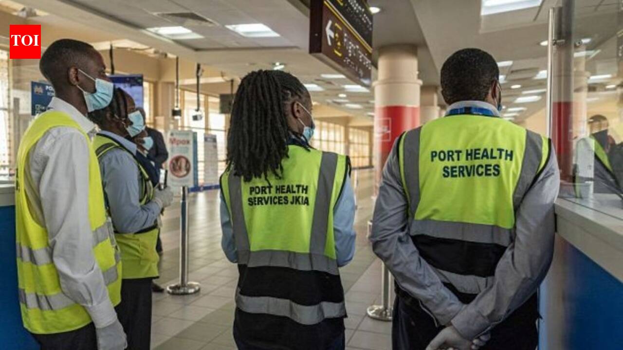 Ebola patient on Nairobi flight dies, prompting extensive passenger screening
