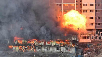 7 cylinders explode as fire tears through Mulund labour camp in Mumbai; workers evacuated
