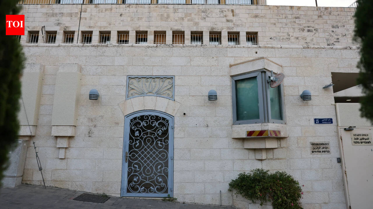 Israel-Britain ties hit new low as Jerusalem consulate loses diplomatic status