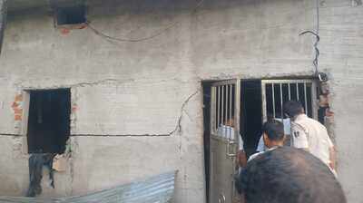 Father-son duo killed, 3 injured in blast at suspected illegal cracker unit
