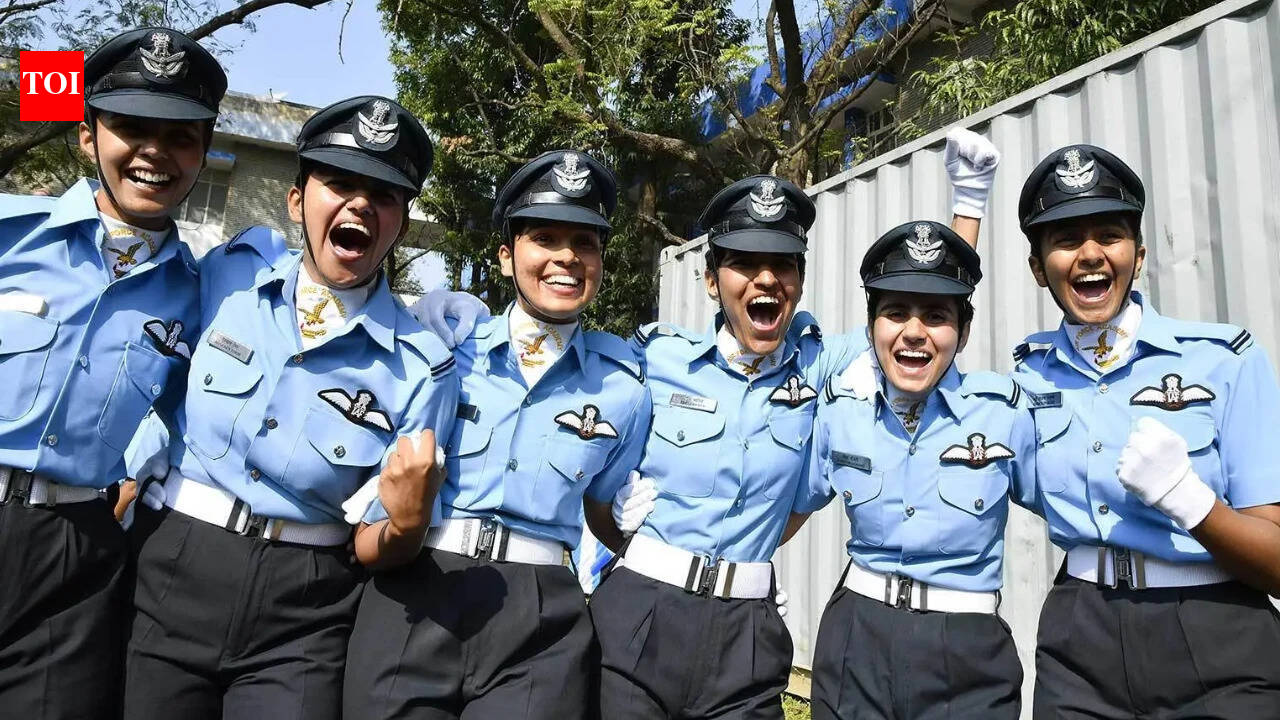 https://static.toiimg.com/thumb/msid-134793770,width-1280,height-720,imgsize-103,resizemode-6,overlay-toi_sw,pt-32,y_pad-600/photo.jpg