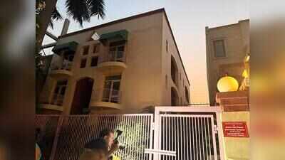 DTCP restarts drive to seal & raze illegal Sushant Lok buildings in Gurgaon