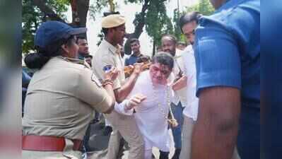 Gyanesh, Modi-Shah duo must resign over SIR irregularities, says Ponnam Prabhakar