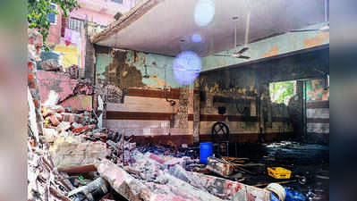 Effigy contractor’s son second to succumb in Sahibabad community centre blast