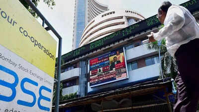 Perfect storm: Sensex slips amid rising oil, bond yields