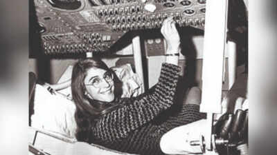 Margaret Hamilton, scientist who worked on Nasa's Apollo programme, dies