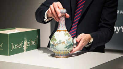 A French family found an 18th-century Chinese vase forgotten in an attic and carried it to Sotheby’s in a shoebox; after experts linked it to the Qianlong court, it sold for €16.18 million