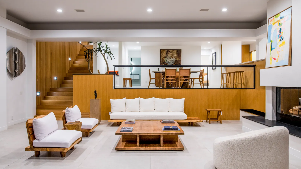 A former Malibu beach house belonging to Hollywood actor Steve McQueen returned to the luxury real