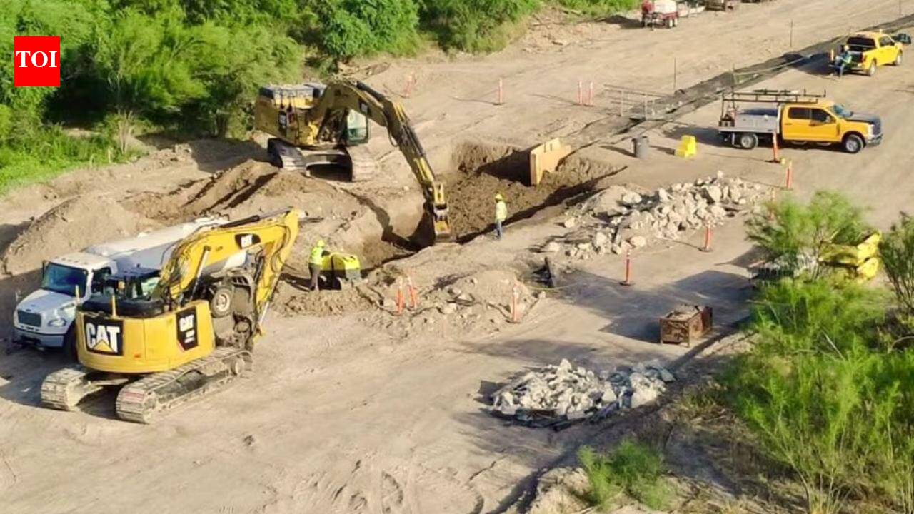 In 1951, a Texas town of 400 escaped a dam; 75 years later, a 90-year-old fights a border wall