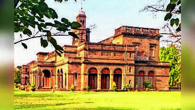 FDA suspends SPPU girls’ mess licence; university cancels contract