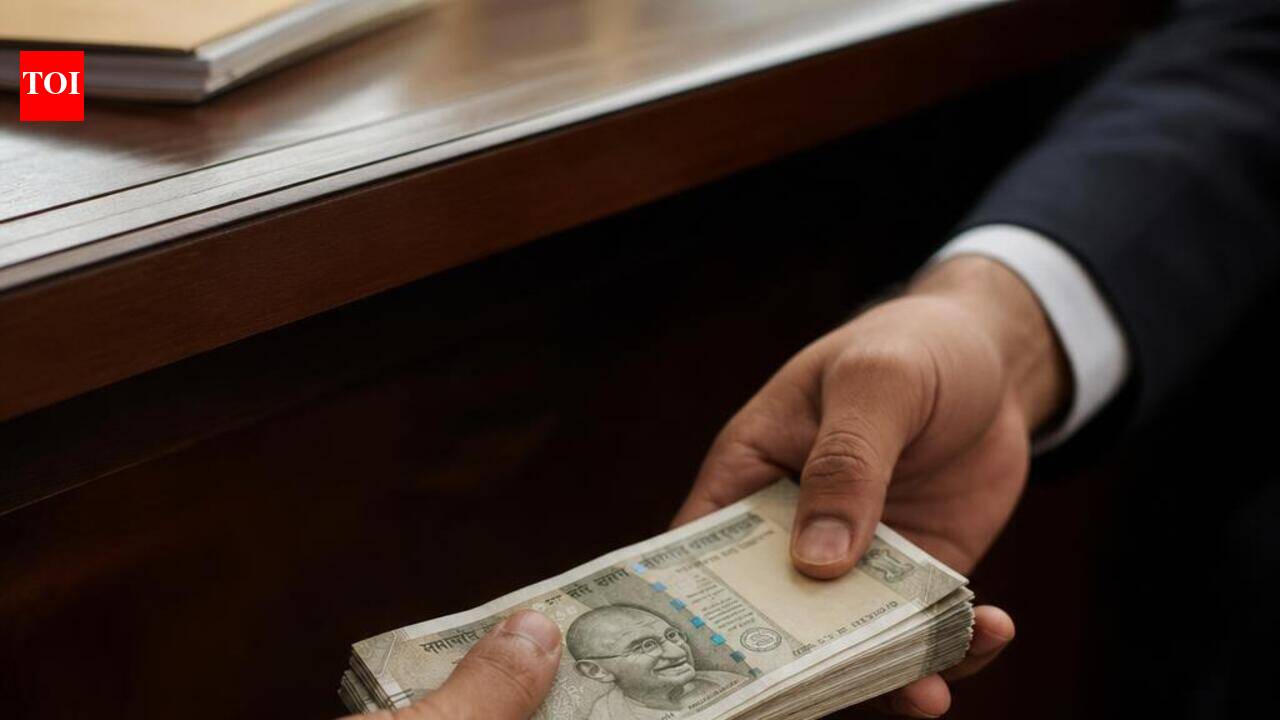 Cop arrested for getting ₹5 crore bribes