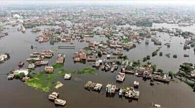 Flood misery deepens as residents struggle for shelter, drinking water