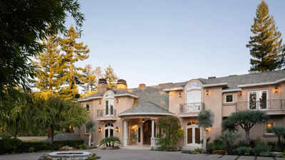 In 2007, 49ers legend Jerry Rice asked $22 million for his custom-built Silicon Valley mansion; it later sold for $9 million and is now back on the market for $35 million, with 12,520 square feet, Versace floors and Swarovski crystal accents