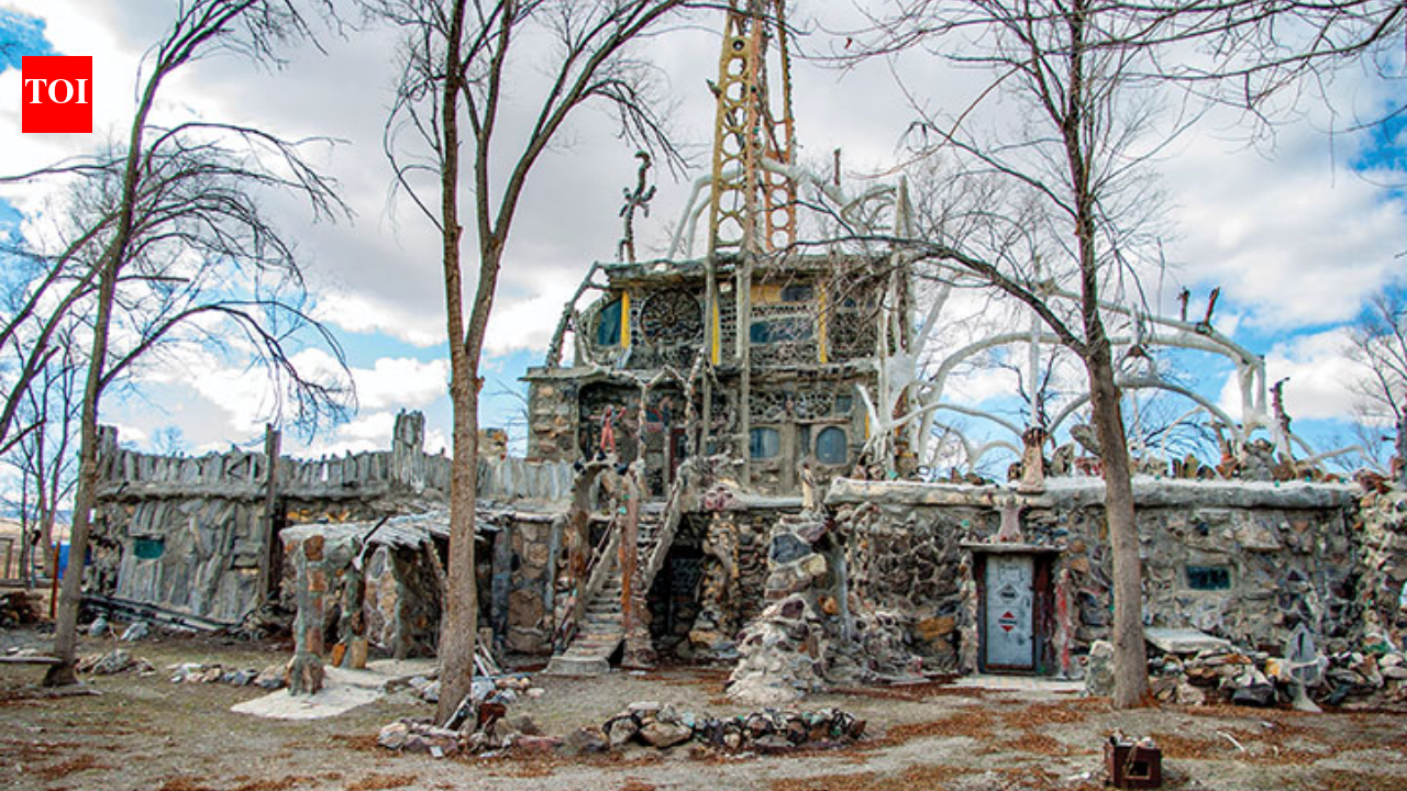 In 1969, a Nevada man built a desert home from junk; today, Thunder Mountain is a free attraction