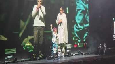 Sidhu Moosewala returns to stage through 3D hologram show in Toronto