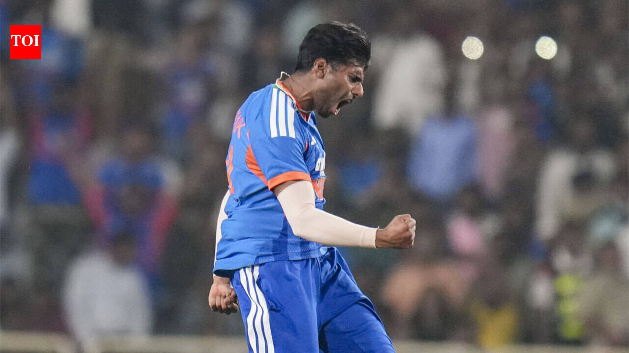 Mayank Yadav bowling during India vs West Indies T20I
