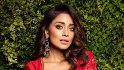 Shriya Saran recalls leaving cousin's wedding for 'RRR' audition: 'Ran to Hyderabad'
