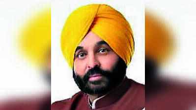 Govt employees, pensioners block highway over OPS, DA dues