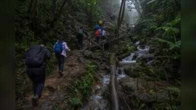 Canacona students trek 3.5km, find community living with geographical exclusion