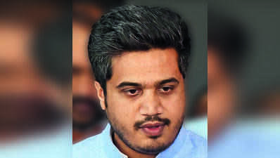 Rohit questions need for police notices to hostels, PGs housing job aspirants